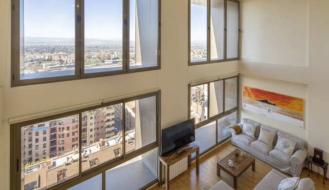 Duplex Penthouse-18-19th Floor-City Centre-Top Views-Terrace-2 Free Parking