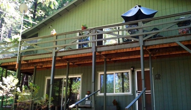 Dutch Flat, Serenity Central: Cozy Home in the Woods