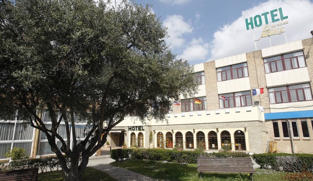 El Aguila Hotel