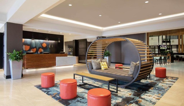 Embassy Suites by Hilton Orlando Airport