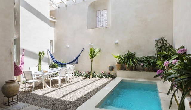 Eva Recommends en Sanlúcar Pool & Garden