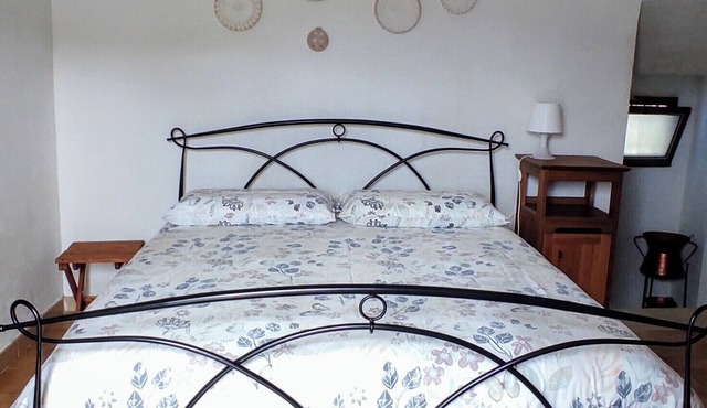 Experience authentic Abruzzo! Fedora's House in Capestrano, your ideal retreat. in Capestrano
