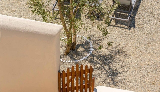 Exquisite Santorini Villa | 1 Bedroom Suite | Villa Ignia | Pyrgos