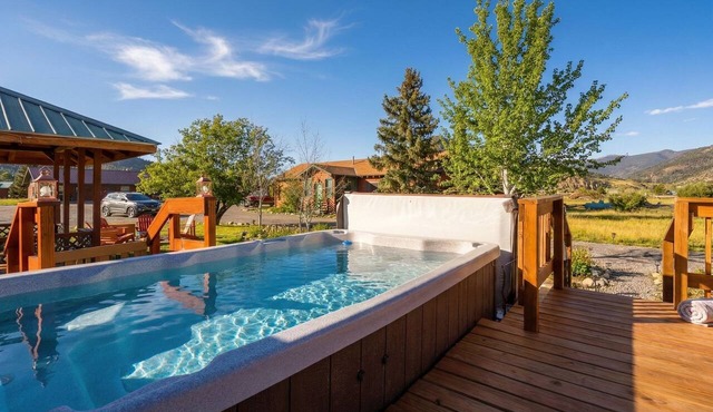 Foothills Lodge 2 - South Fork