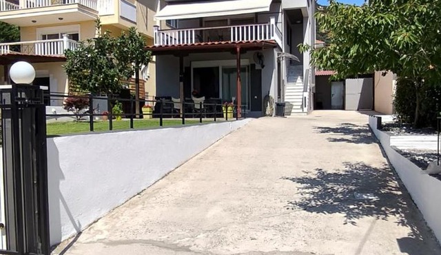 Fotis Resort