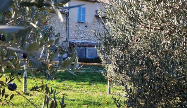Gite BALLANTIMS Domaine de L'Annonciade quiet pets welcome