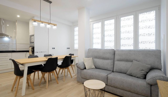 Granada Materno - Four Bedroom Apartment, Sleeps 8