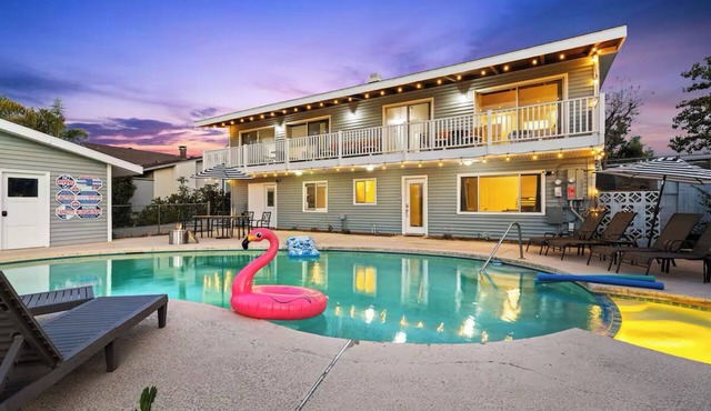 Hillside Haven Retreat w/Pool, Jacuzzi, 15 Guests