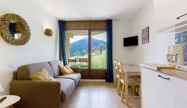 Holiday Home 'Les Cimes - Grand Veymont View' with Mountain View and Private Terrace