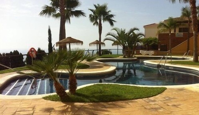 HOLIDAYS WITH SEA AND MOUNTAIN VIEWS
