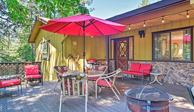 Home w/Serene Deck in Twain Harte!
