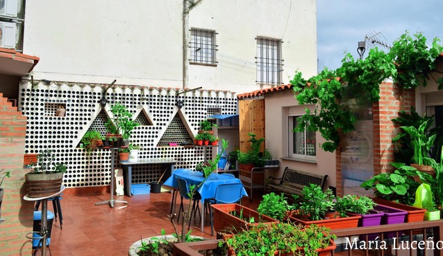 Homerez - Beautiful appartement for 4 ppl. with terrace at Cáceres