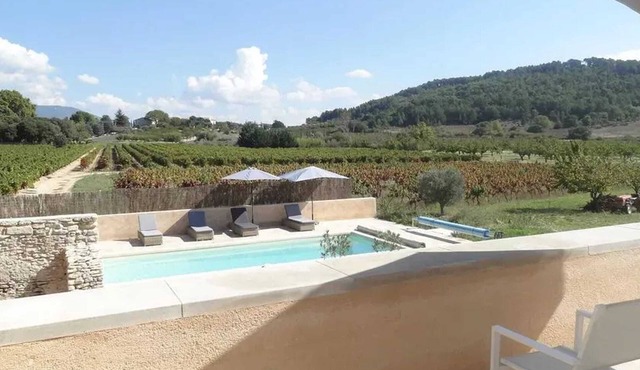 Homerez - Big villa for 12 ppl. with swimming-pool at Saint-Saturnin-lès-Apt
