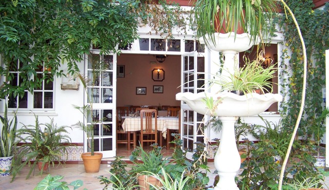 Hostal Restaurante el Lirio