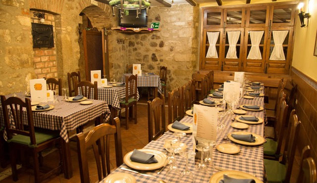 Hostal Hueso