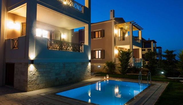 House in Adele with Pool, Terrace and Barbecue