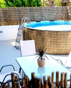 IKARUS apartment with courtyard & pool in Chania