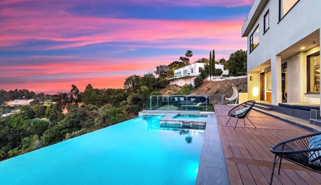 Infinity Pool with Unreal Views Villa