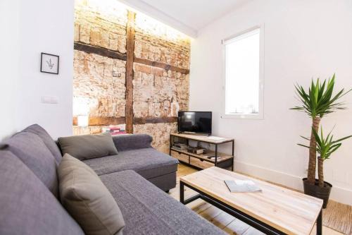 INTIMATE AND ARTISTIC FLAT WIFI PUERTA DEL SOL