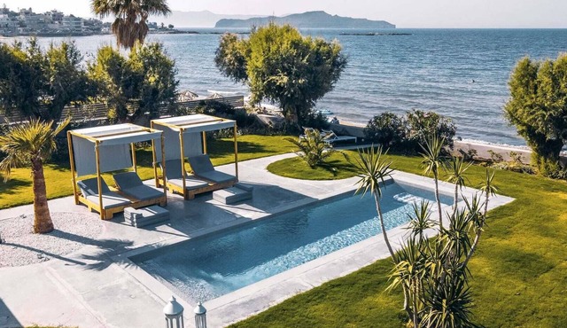 Isalos Seafront Villa, Luxury Villa