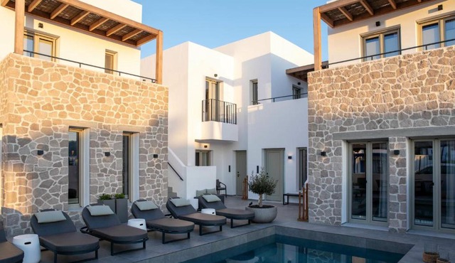 Kalea Suites