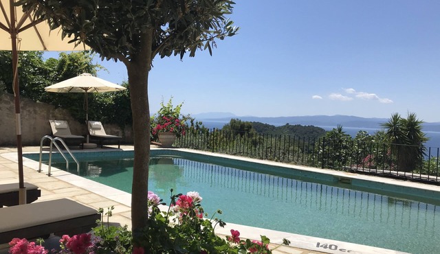 Karavotsakisma Studio & Villa accommodation with Pool