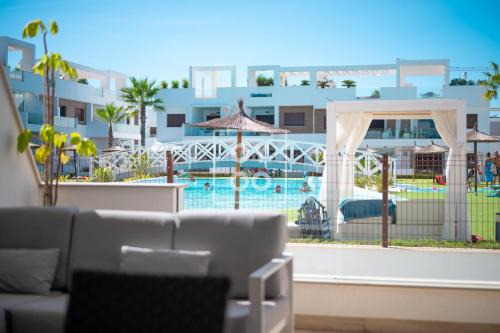 Laguna Beach Ground-Floor Garden Suite, with two private terraces, by OYOOSTAYS