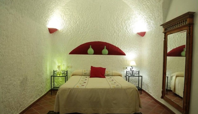 Las Chumberas Cave - Los Cerezos