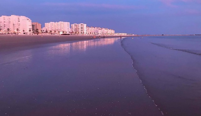 Lightbooking Valdelagrana Cádiz