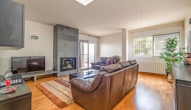 Look forward to a wonderful vacation in this beautiful vacation home with pool!