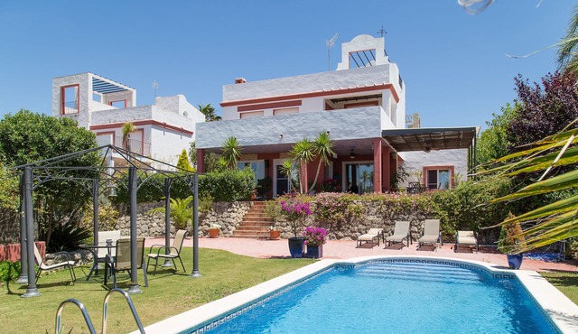 Luxurious Villa Sanlúcar Golf