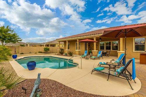Luxurious villa with pool and spa