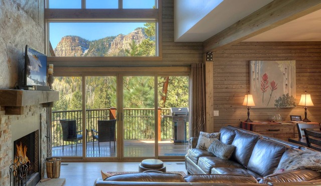 Luxury Home | Mountain Views, Outdoor Fireplace | 1 Mile to Purg