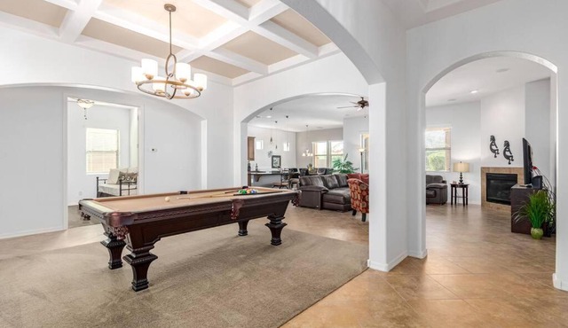 Luxury Stay At Estrella Mountain Ranch