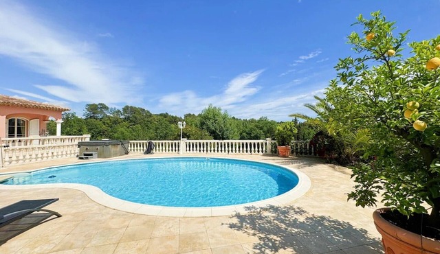 Luxury Villa with Spa, Sauna, and Billiards Table
