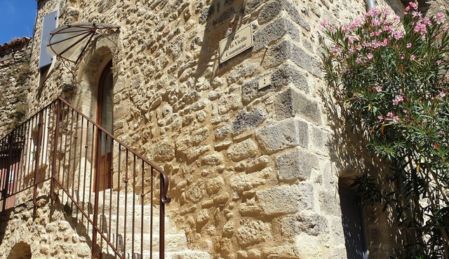 Maison de Vacance "La Marie" Au Pied du Luberon !