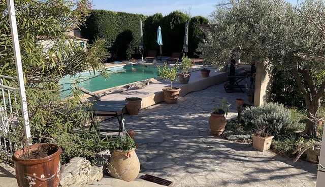 Maison Provençale Proche de Lourmarin, au Cœur du sud Lubéron