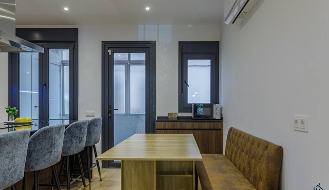Miramar Luxe Beach Apartment Living4Malaga