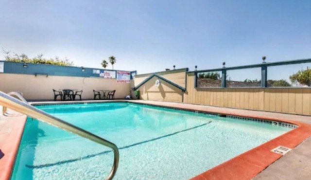 Monterey Fairgrounds Inn