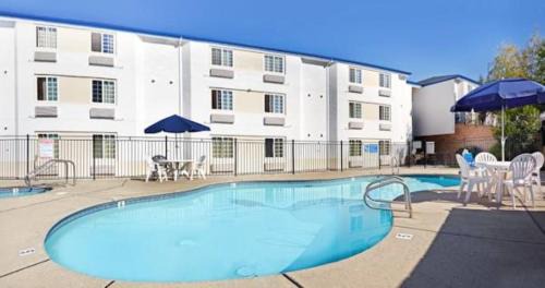 Motel 6-Auburn, CA