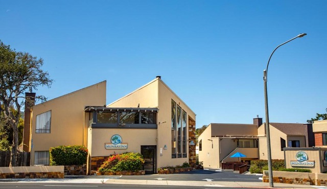 Munras Inn