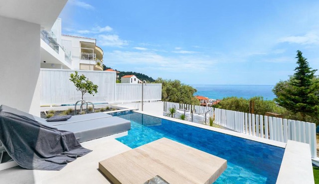 Mythodea Prive Luxury Suites