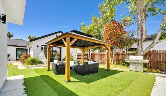 Pearl Beach villa Huntington Beach