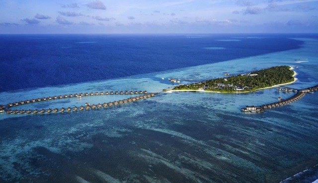 Pullman Maldives Maamutaa - All-Inclusive Resort - 50 percent off Domestic Transfers