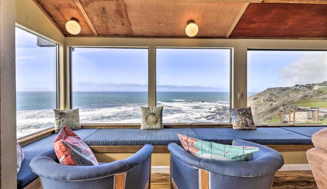 'Rahus Ocean Refuge' with Manchester Coast Views!
