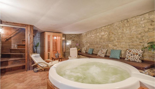 Romantic Home In Comano Ms With Sauna in Comano