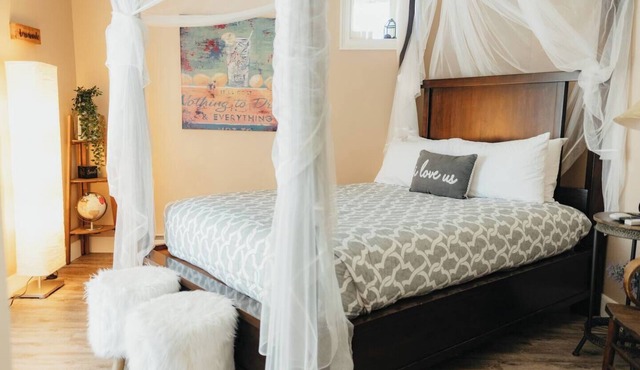 Romantic Rustic Luxury on 21-acre Private Ranch #2