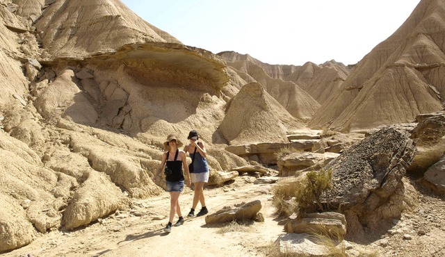 Rural vacations: Park attractions Senda and Bardenas Nature Park