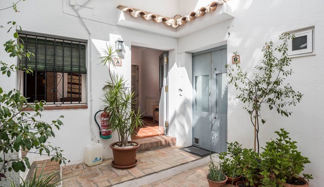 Rustic Holiday Apartment "Casa La Costanilla A" with Rooftop Terrace