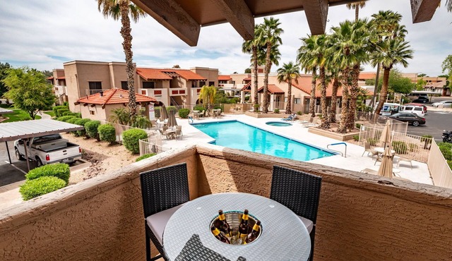 Safe 2BR Condo Steps Away From Banner Hospital and Heated Pool